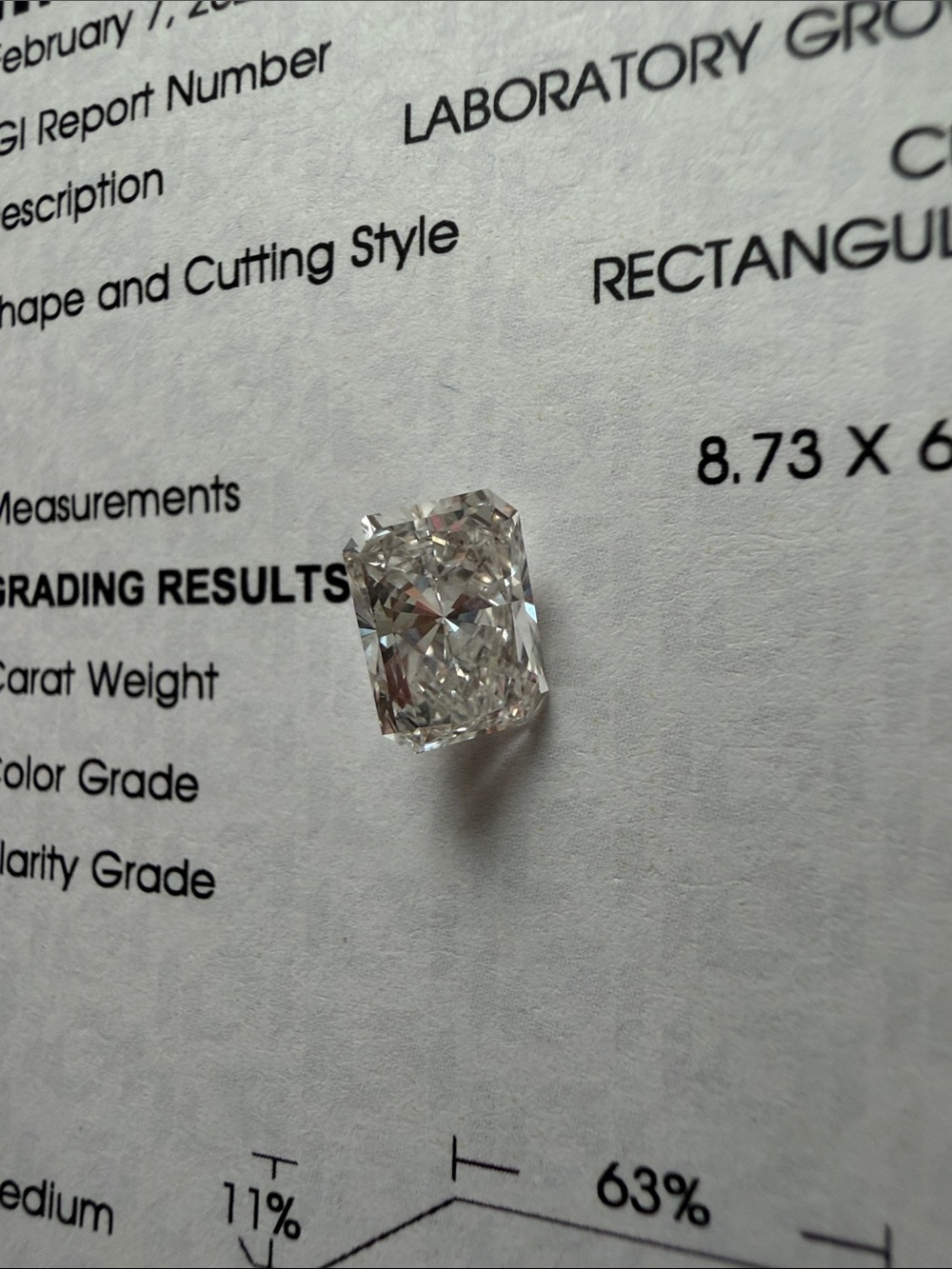 Radiant Cut 2.03 ct Diamond (E VS1)